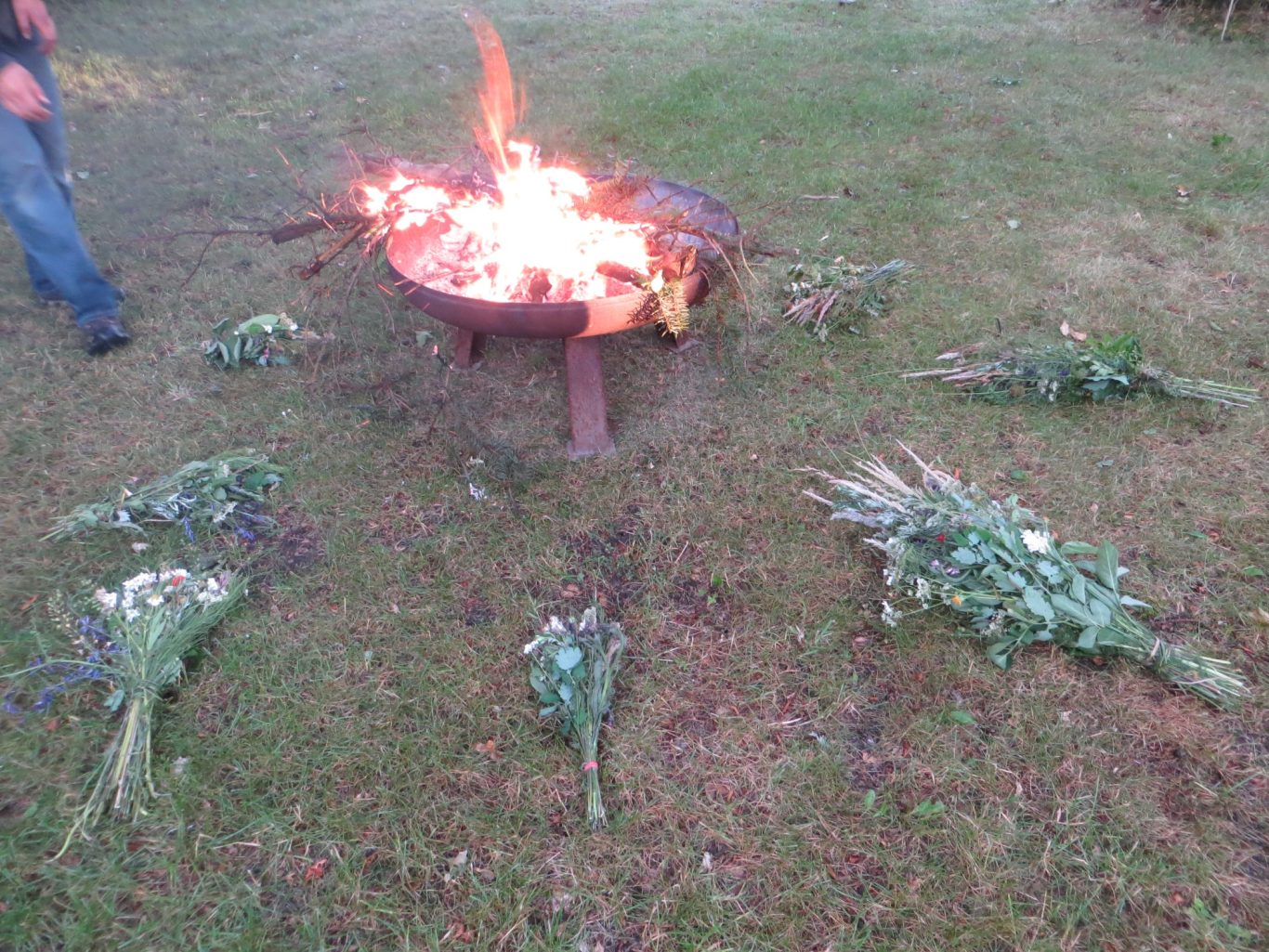 Weihe der Kräutersträuße zur Sommersonnenwende